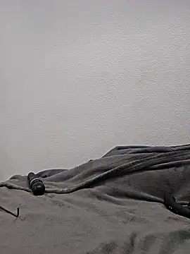 Snapshot of Iliketocooksquirt25 chatting on 11.22.25 Iliketocooksquirt25 online show from 11.22.25