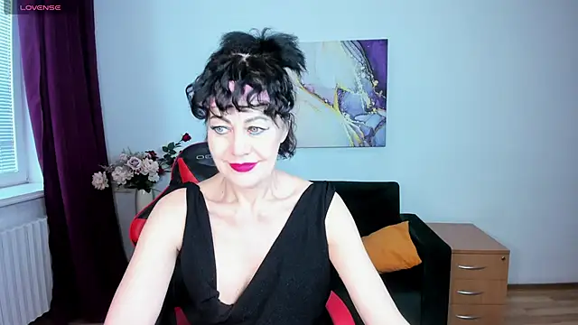 Snapshot of Silvia_Wallec chatting on 05.03.26 Silvia Wallec online show from 05.03.26