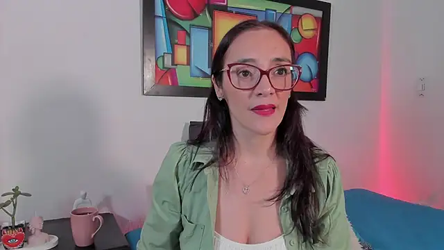 Snapshot of Jessica_Herrera_ chatting on 12.14.25 Jessica Herrera online show from 12.14.25