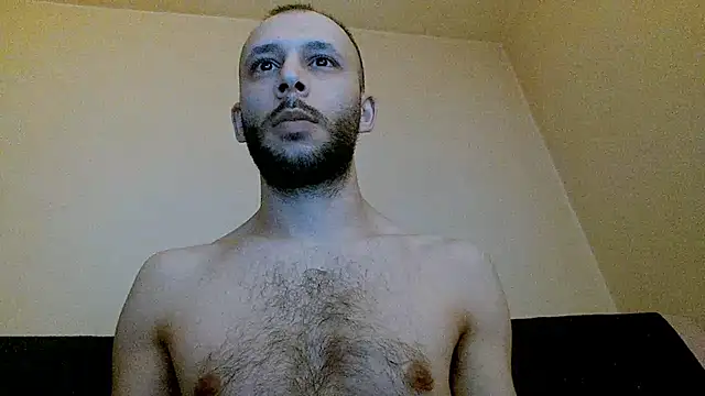 Snapshot of henryaxe chatting on 02.17.25 henryaxe online show from 02.17.25