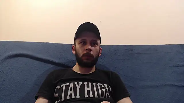 Snapshot of henryaxe chatting on 03.15.25 henryaxe online show from 03.15.25