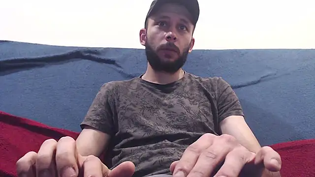 Snapshot of henryaxe chatting on 03.16.25 henryaxe online show from 03.16.25