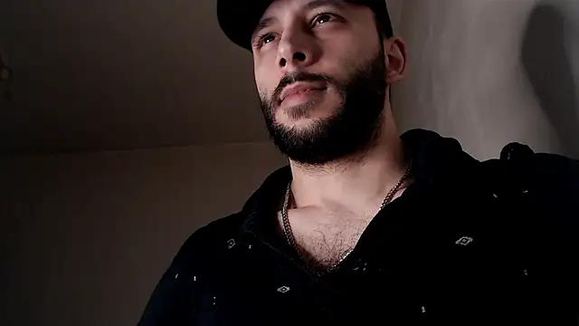 Snapshot of henryaxe chatting on 02.11.26 henryaxe online show from 02.11.26