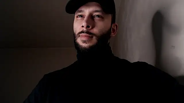 Snapshot of henryaxe chatting on 02.12.26 henryaxe online show from 02.12.26