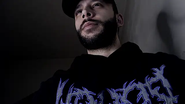 Snapshot of henryaxe chatting on 02.14.26 henryaxe online show from 02.14.26