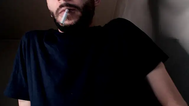 Snapshot of henryaxe chatting on 02.22.26 henryaxe online show from 02.22.26