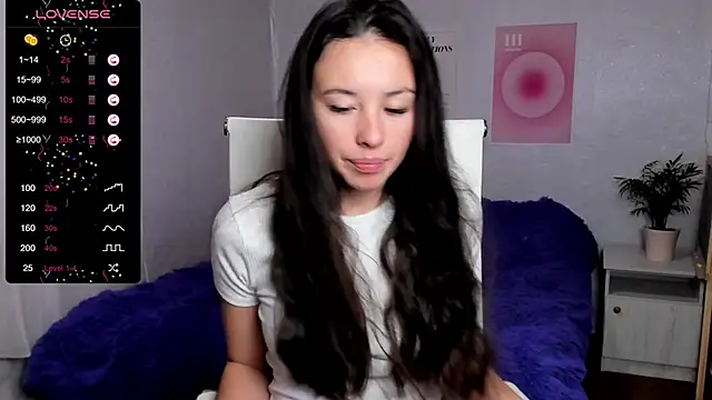 Snapshot of Geisha_Anna chatting on 10.22.25 Geisha Anna online show from 10.22.25