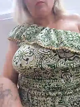 lady charlyne online show from 01.18.25