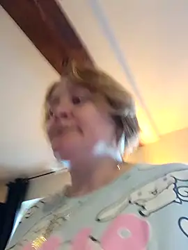 lady charlyne online show from 04.07.26