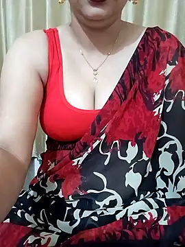 Snapshot of Priya_Boudi chatting on 12.24.24 Priya Boudi online show from 12.24.24