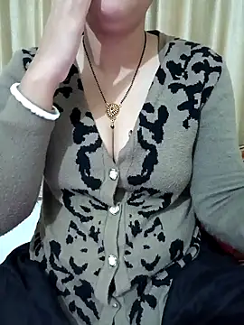 Snapshot of Priya_Boudi chatting on 01.11.25 Priya Boudi online show from 01.11.25