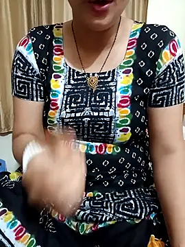 Snapshot of Priya_Boudi chatting on 01.23.25 Priya Boudi online show from 01.23.25