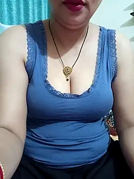 Snapshot of Priya_Boudi chatting on 03.21.25 Priya Boudi online show from 03.21.25