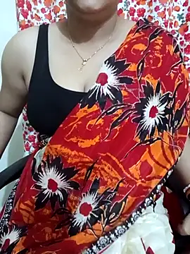 Snapshot of Priya_Boudi chatting on 11.14.25 Priya Boudi online show from 11.14.25