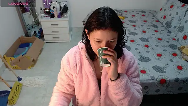 soniafuckboobs online show from 03.27.26