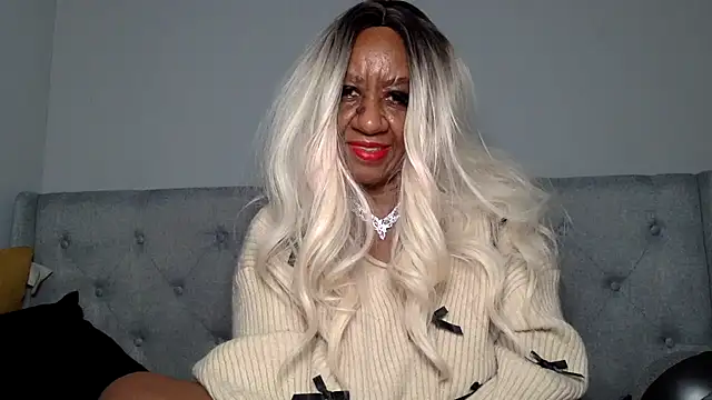 BreanaDivine online show from 12.21.24