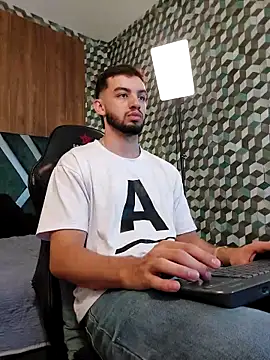 Michael magno online show from 09.24.25