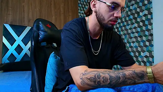 Michael magno online show from 10.15.25