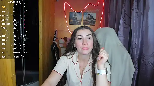 Snapshot of Fiery_Brunette_ chatting on 02.26.25 Fiery Brunette online show from 02.26.25