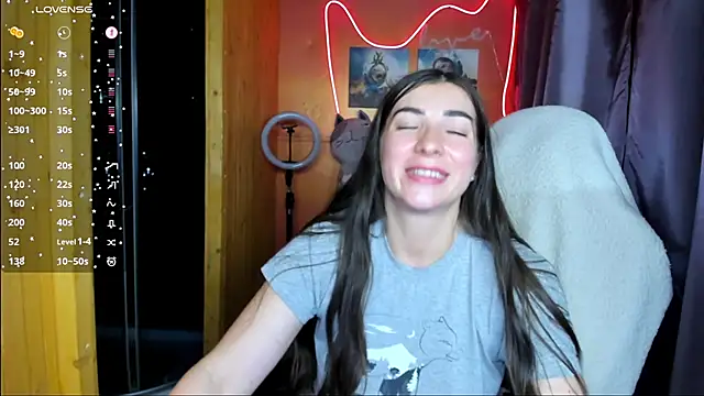 Snapshot of Fiery_Brunette_ chatting on 09.13.25 Fiery Brunette online show from 09.13.25