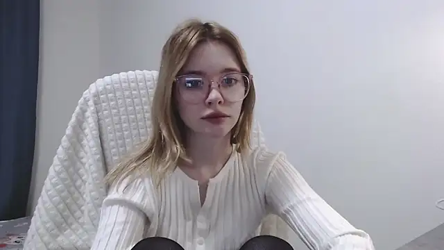 Snapshot of Sataobby chatting on 12.10.24 Sataobby online show from 12.10.24