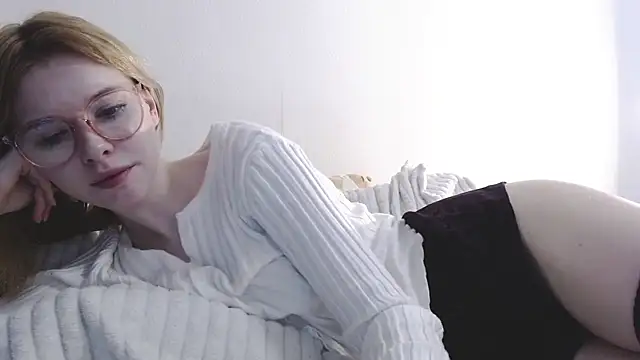 Snapshot of Sataobby chatting on 12.10.24 Sataobby online show from 12.10.24