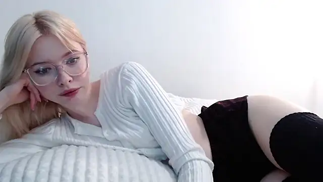 Snapshot of Sataobby chatting on 01.24.25 Sataobby online show from 01.24.25