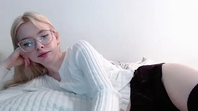 Snapshot of Sataobby chatting on 01.24.25 Sataobby online show from 01.24.25