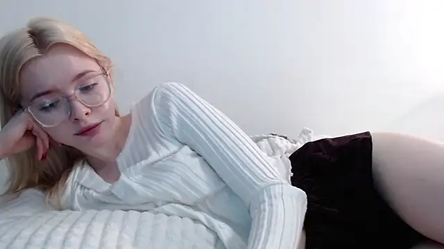 Snapshot of Sataobby chatting on 01.26.25 Sataobby online show from 01.26.25