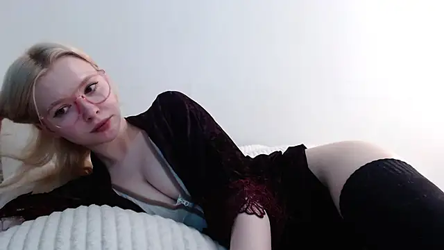 Snapshot of Sataobby chatting on 03.13.25 Sataobby online show from 03.13.25