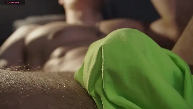 Snapshot of RODARRI chatting on 10.28.25 RODARRI online show from 10.28.25