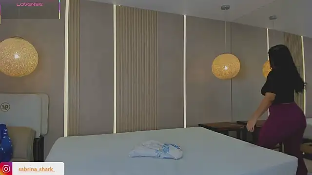 Snapshot of sabrina_shark_ chatting on 09.12.25 sabrina shark online show from 09.12.25
