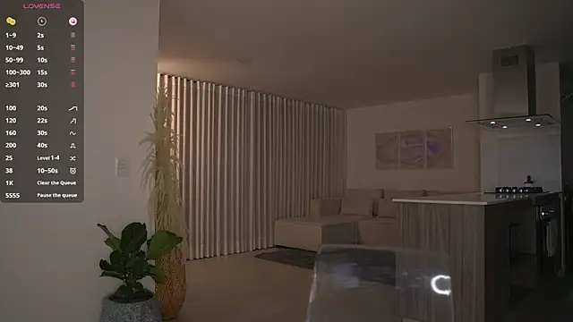 Snapshot of Daihanwatson_ chatting on 10.27.25 Daihanwatson online show from 10.27.25