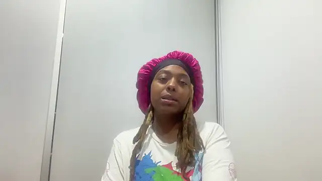 ChocolateCakeQueen online show from 02.12.26