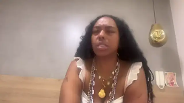 Snapshot of ChocolateCakeQueen chatting on 04.17.26 ChocolateCakeQueen online show from 04.17.26