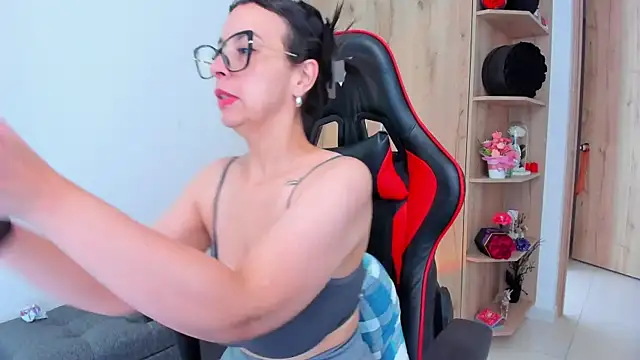  amanda seyfried19 online show from 03.28.26