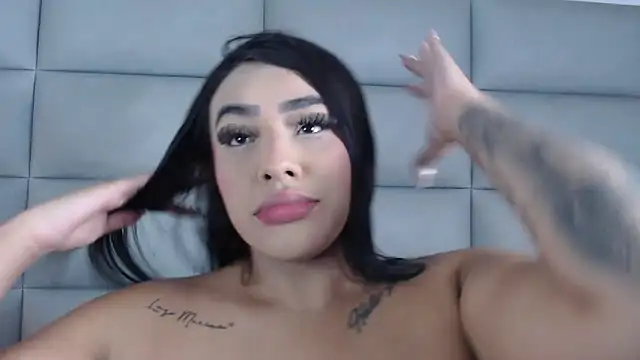 emily brontee  online show from 02.14.25