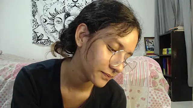 AlinaWoolf  online show from 01.31.25