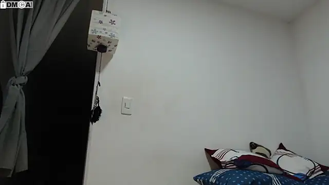 AlinaWoolf  online show from 11.04.25