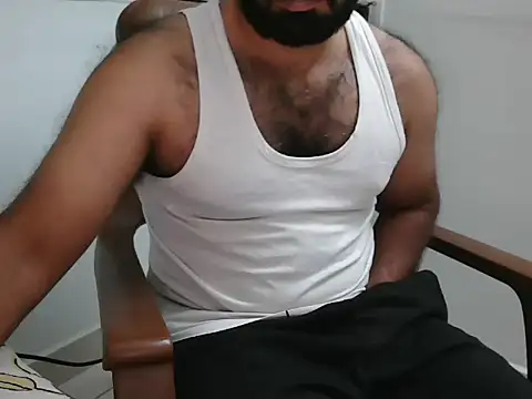 Snapshot of Tamil_Boy28 chatting on 12.14.25 Tamil Boy28 online show from 12.14.25