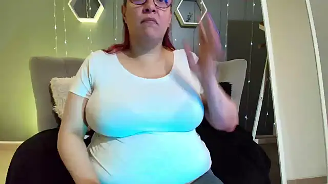 Snapshot of Sammy_owens_ chatting on 02.09.25 Sammy owens online show from 02.09.25