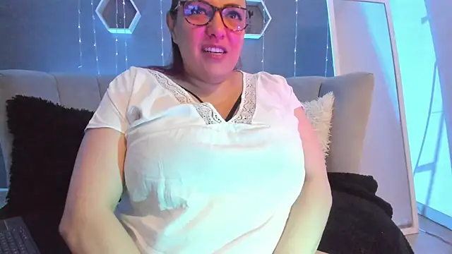 Sammy owens  online show from 03.06.25