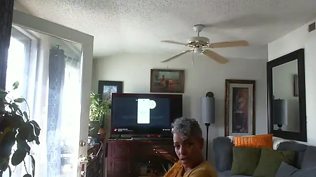 CeceilaMoon online show from 02.10.26