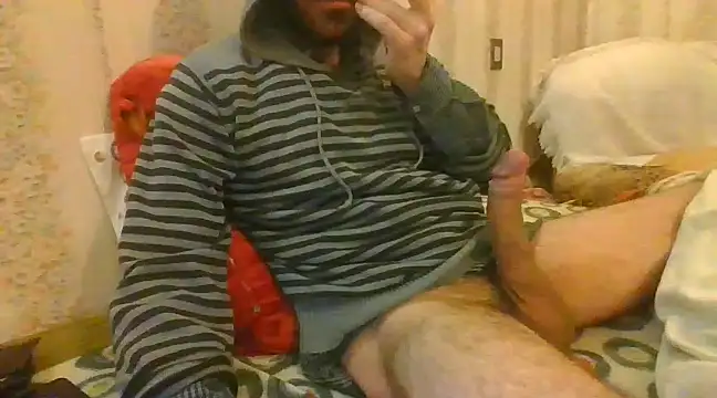 Snapshot of tozebrito_hd chatting on 02.14.25 tozebrito hd online show from 02.14.25