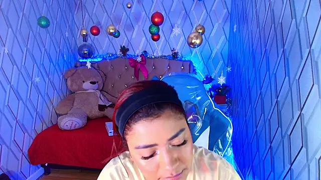 NicolleTaylor online show from 12.14.25