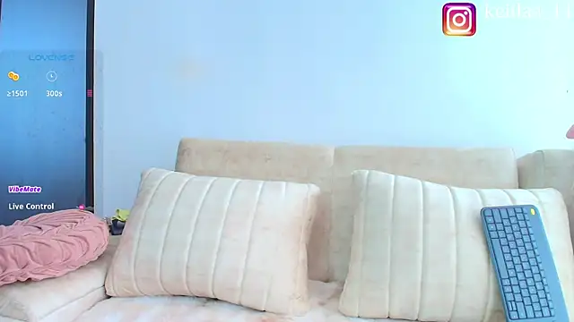 Snapshot of Keidancee chatting on 12.17.25 Keidancee online show from 12.17.25