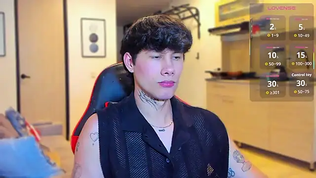 JayHotxxx online show from 01.08.26