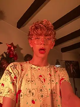 lyamthommpson online show from 12.14.25