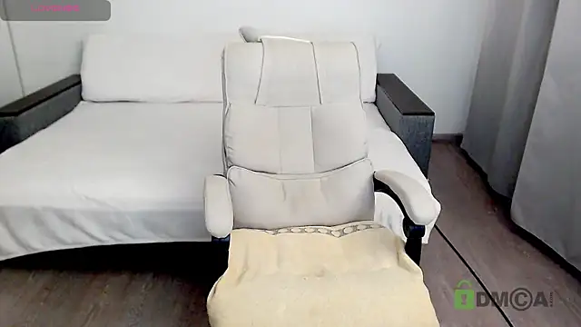 Kira Winner online show from 12.16.24