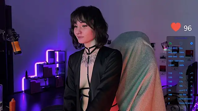 Snapshot of deadlysweet chatting on 03.16.25 deadlysweet online show from 03.16.25